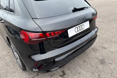  Audi A3 1.5 TFSI 150 Black Edition 5dr S Tronic Thumbnail #7