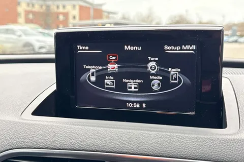 17 of 64 for Audi Q3 2.0 TDI S line Euro 6 (s/s) 5dr