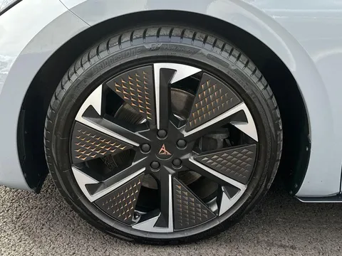DE74RWW CUPRA Born 240kW e-Boost VZ 79kWh 5dr Auto Thumbnail #22