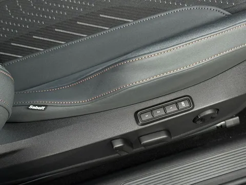 DE74RWW CUPRA Born 240kW e-Boost VZ 79kWh 5dr Auto Thumbnail #35