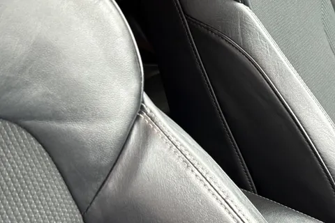 40 of 64 for Audi Q3 2.0 TDI S line Euro 6 (s/s) 5dr