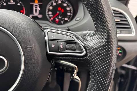 54 of 64 for Audi Q3 2.0 TDI S line Euro 6 (s/s) 5dr