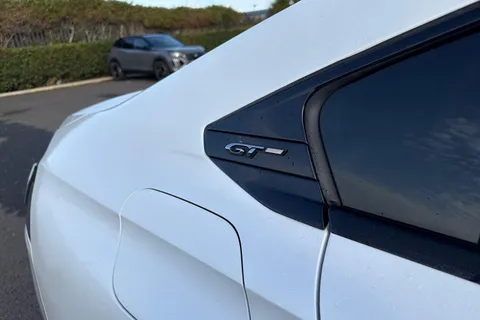 YA69ZMV PEUGEOT 508 1.6 PureTech 225 GT 5dr EAT8 Thumbnail #36