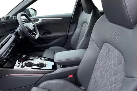  Audi A6 Saloon 2.0 TDI Edition 1 S Tronic quattro Euro 6 (s/s) 4dr Thumbnail #16