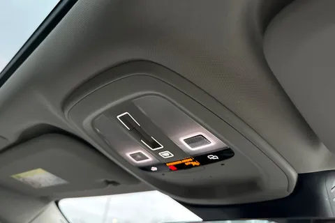 YM72KPF Volvo S60 2.0 B5 MHEV Ultimate Auto Euro 6 (s/s) 4dr Thumbnail #35