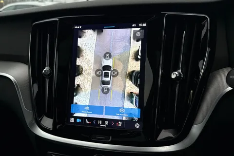 YM72KPF Volvo S60 2.0 B5 MHEV Ultimate Auto Euro 6 (s/s) 4dr Thumbnail #39