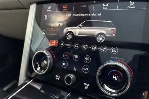 HJ71RMO Land Rover Range Rover 3.0 D350 Autobiography 5dr Thumbnail #23