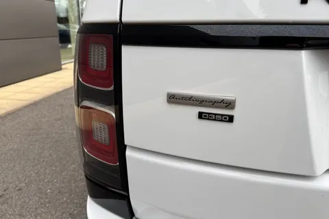 HJ71RMO Land Rover Range Rover 3.0 D350 Autobiography 5dr Thumbnail #27