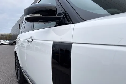 HJ71RMO Land Rover Range Rover 3.0 D350 Autobiography 5dr Thumbnail #32