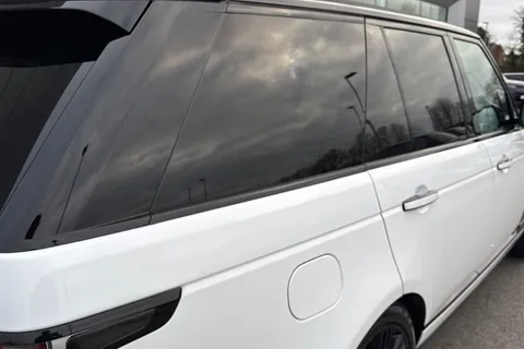 HJ71RMO Land Rover Range Rover 3.0 D350 Autobiography 5dr Thumbnail #35