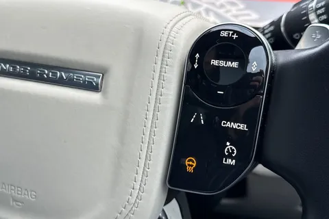 HJ71RMO Land Rover Range Rover 3.0 D350 Autobiography 5dr Thumbnail #50