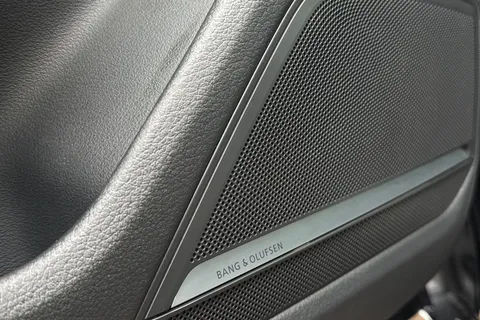 PK22EHJ Audi A6 40 TDI Quattro Black Edition 5dr S Tronic Thumbnail #32