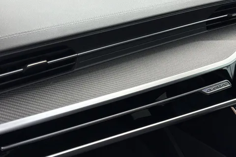 PK22EHJ Audi A6 40 TDI Quattro Black Edition 5dr S Tronic Thumbnail #33