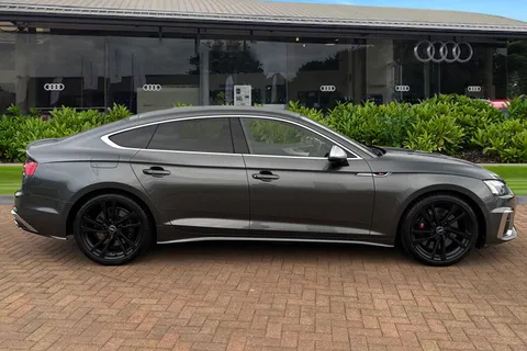 DE71SBU Audi A5 S5 TDI 341 Quattro 5dr Tiptronic Thumbnail #3