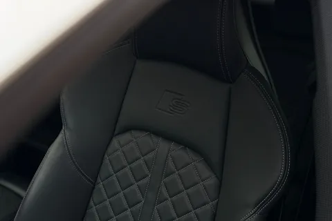 DE71SBU Audi A5 S5 TDI 341 Quattro 5dr Tiptronic Thumbnail #28