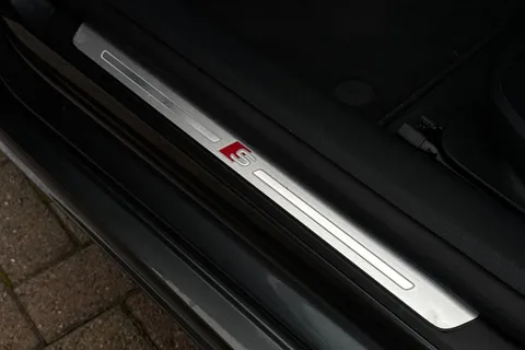 DE71SBU Audi A5 S5 TDI 341 Quattro 5dr Tiptronic Thumbnail #30