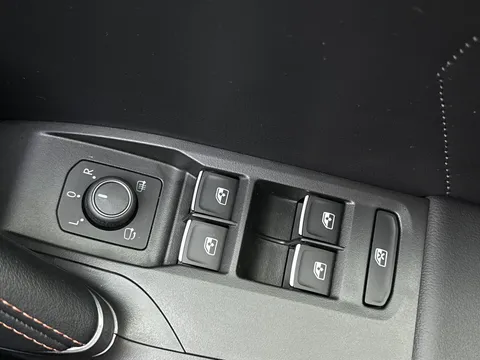 MH22JYX CUPRA Formentor 1.5 TSI 150 V2 5dr Thumbnail #17