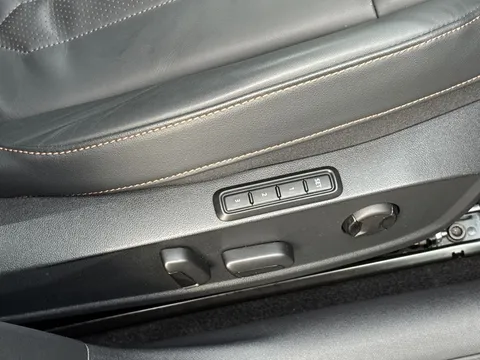 MH22JYX CUPRA Formentor 1.5 TSI 150 V2 5dr Thumbnail #32