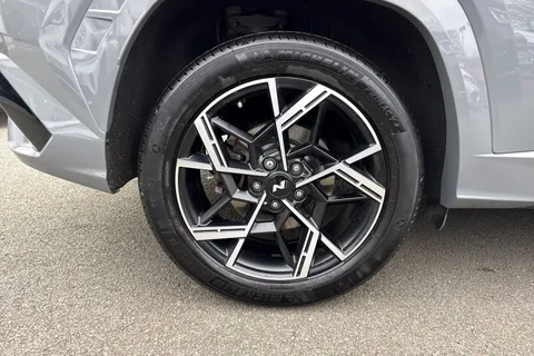 DA24UNP Hyundai Tucson 1.6 T-GDi N Line SUV 5dr Petrol Hybrid Auto Euro 6 (s/s) (215 ps) Thumbnail #12