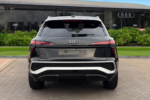  Audi Q3 1.5 TFSI S line S Tronic Euro 6 (s/s) 5dr Thumbnail #5