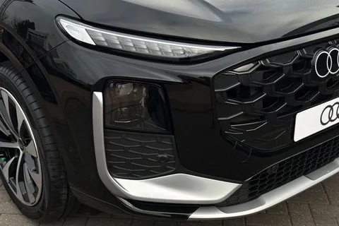  Audi Q3 1.5 TFSI S line S Tronic Euro 6 (s/s) 5dr Thumbnail #9