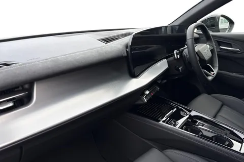  Audi Q3 1.5 TFSI S line S Tronic Euro 6 (s/s) 5dr Thumbnail #15