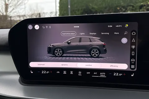  Audi Q3 1.5 TFSI S line S Tronic Euro 6 (s/s) 5dr Thumbnail #31