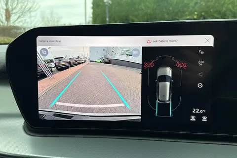  Audi Q3 1.5 TFSI S line S Tronic Euro 6 (s/s) 5dr Thumbnail #36