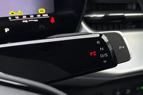  Audi Q3 1.5 TFSI S line S Tronic Euro 6 (s/s) 5dr Thumbnail #51