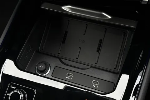  Audi Q3 1.5 TFSI S line S Tronic Euro 6 (s/s) 5dr Thumbnail #53