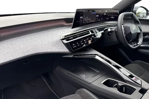 KS74LZM PEUGEOT 3008 1.2 HYBRID GT e-DSC6 Euro 6 (s/s) 5dr Thumbnail #14