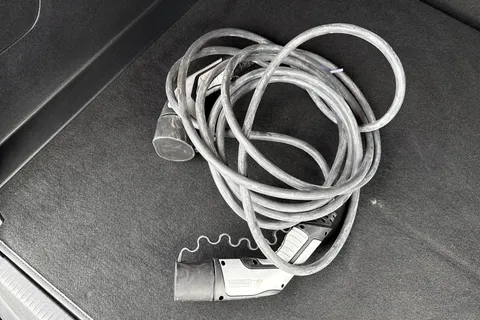 WU71OCE PEUGEOT 3008 1.6 13.2kWh GT e-EAT 4WD Euro 6 (s/s) 5dr Thumbnail #24