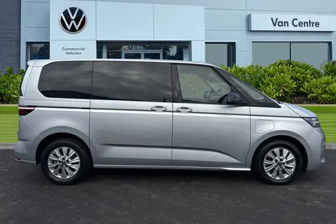 KY22WPA Volkswagen Multivan Multivan Life SWB 218 PS 1.4 eHybrid 6-Speed DSG-NAV Thumbnail #4