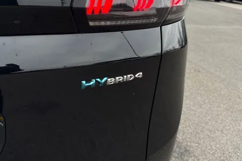 WU71OCE PEUGEOT 3008 1.6 13.2kWh GT e-EAT 4WD Euro 6 (s/s) 5dr Thumbnail #34