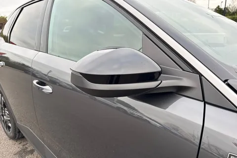 KS74LZM PEUGEOT 3008 1.2 HYBRID GT e-DSC6 Euro 6 (s/s) 5dr Thumbnail #35