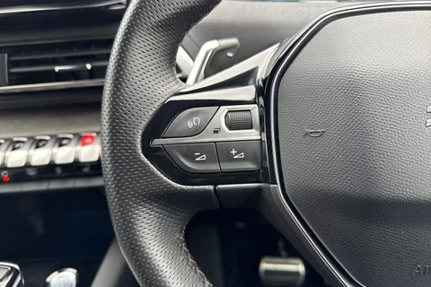 WU71OCE PEUGEOT 3008 1.6 13.2kWh GT e-EAT 4WD Euro 6 (s/s) 5dr Thumbnail #40