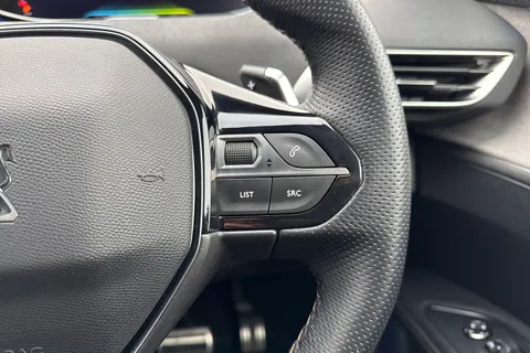 WU71OCE PEUGEOT 3008 1.6 13.2kWh GT e-EAT 4WD Euro 6 (s/s) 5dr Thumbnail #41