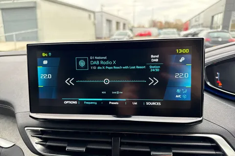 WU71OCE PEUGEOT 3008 1.6 13.2kWh GT e-EAT 4WD Euro 6 (s/s) 5dr Thumbnail #46