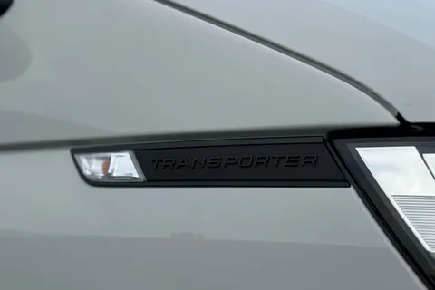 BD74XEY Volkswagen Transporter 2.0 TDI 150 Highline Kombi Van DSG 6 Seats Thumbnail #28