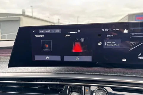 KS74LZM PEUGEOT 3008 1.2 HYBRID GT e-DSC6 Euro 6 (s/s) 5dr Thumbnail #53