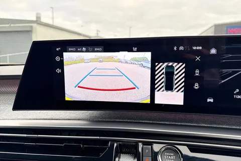 KS74LZM PEUGEOT 3008 1.2 HYBRID GT e-DSC6 Euro 6 (s/s) 5dr Thumbnail #54