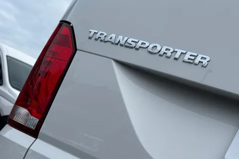 BD74XEY Volkswagen Transporter 2.0 TDI 150 Highline Kombi Van DSG 6 Seats Thumbnail #35