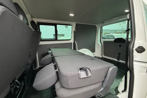 BD74XEY Volkswagen Transporter 2.0 TDI 150 Highline Kombi Van DSG 6 Seats Thumbnail #46