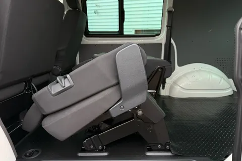 BD74XEY Volkswagen Transporter 2.0 TDI 150 Highline Kombi Van DSG 6 Seats Thumbnail #47