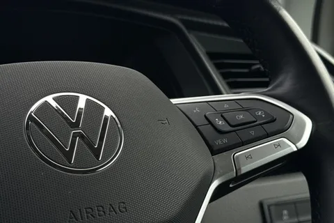 BD74XEY Volkswagen Transporter 2.0 TDI 150 Highline Kombi Van DSG 6 Seats Thumbnail #61