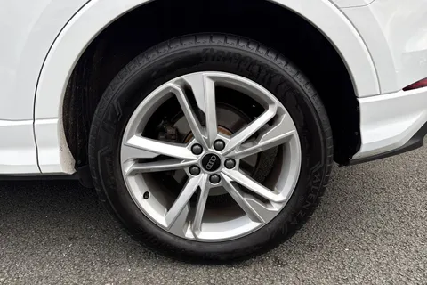 LS73SHV Audi Q3 (O) S line 35 TFSI  150 PS S tronic Thumbnail #12