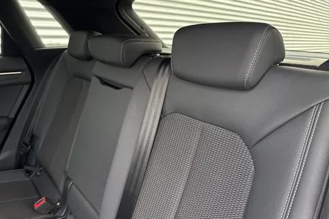 LS73SHV Audi Q3 (O) S line 35 TFSI  150 PS S tronic Thumbnail #19