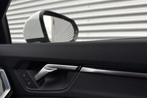 LS73SHV Audi Q3 (O) S line 35 TFSI  150 PS S tronic Thumbnail #21