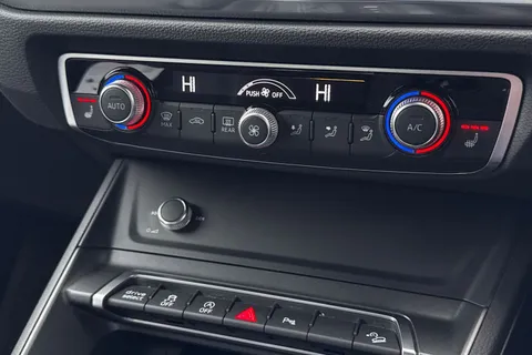 LS73SHV Audi Q3 (O) S line 35 TFSI  150 PS S tronic Thumbnail #22