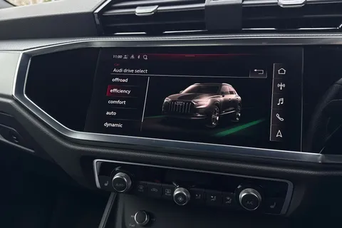 LS73SHV Audi Q3 (O) S line 35 TFSI  150 PS S tronic Thumbnail #31